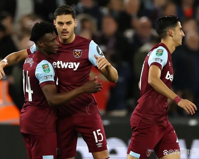 奇异果体育-Ning连续十五场比赛得分超过重返赛场，西班牙队不断突破！