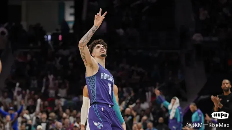 奇异果体育- 夏洛特黄蜂迎世俱杯关键赛；赛前临场应变；球迷炸锅；心理建设被强调