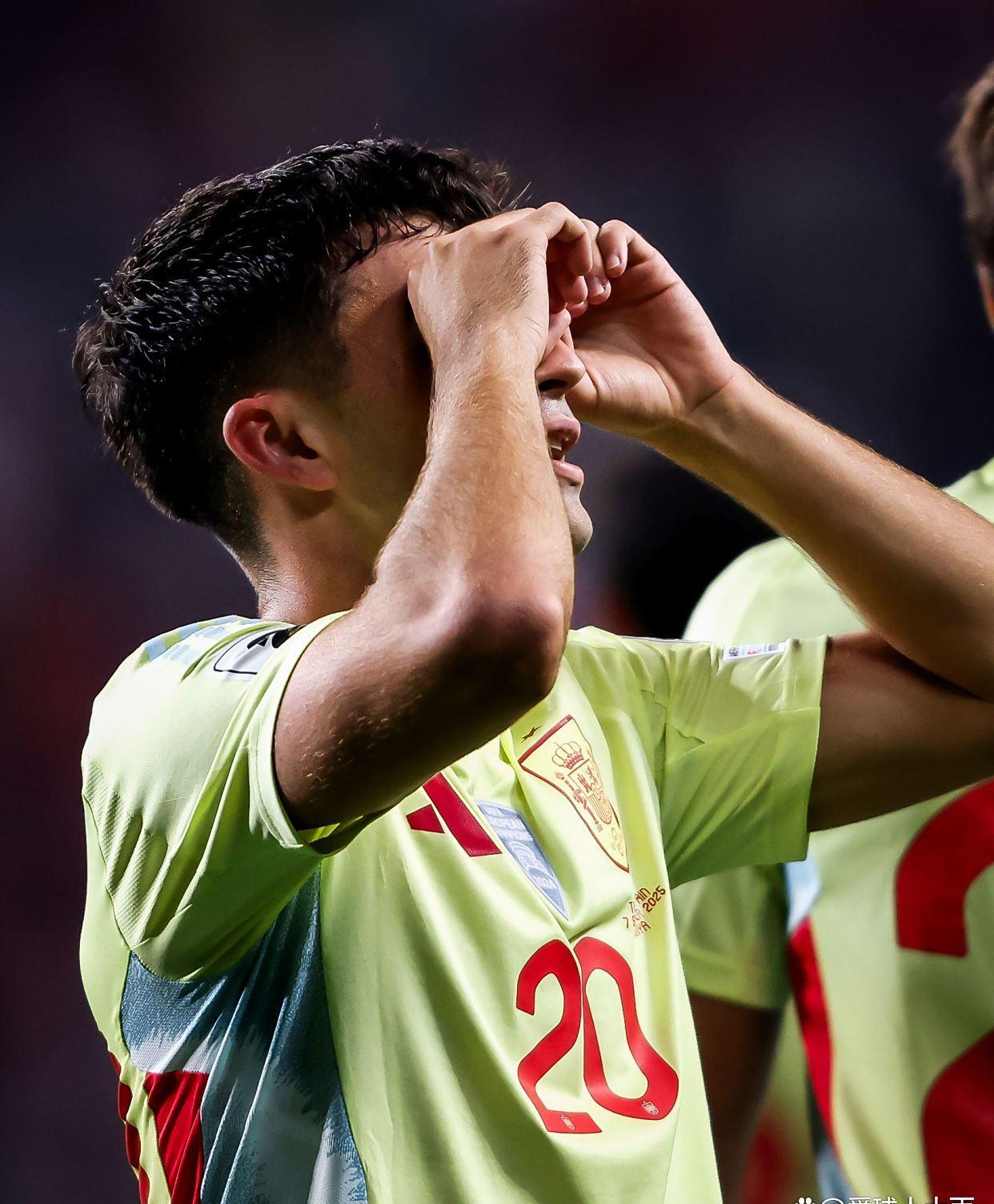 奇异果-内马尔爆冷击败西班牙队，突破纪录引爆全场！的简单介绍